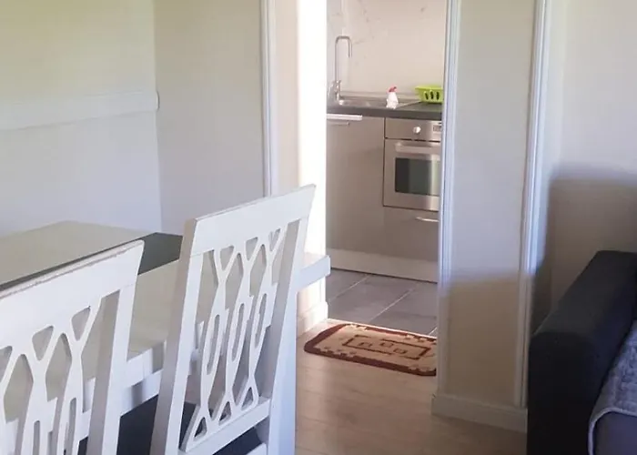 Chic Escape Near Blloku * 地拉那