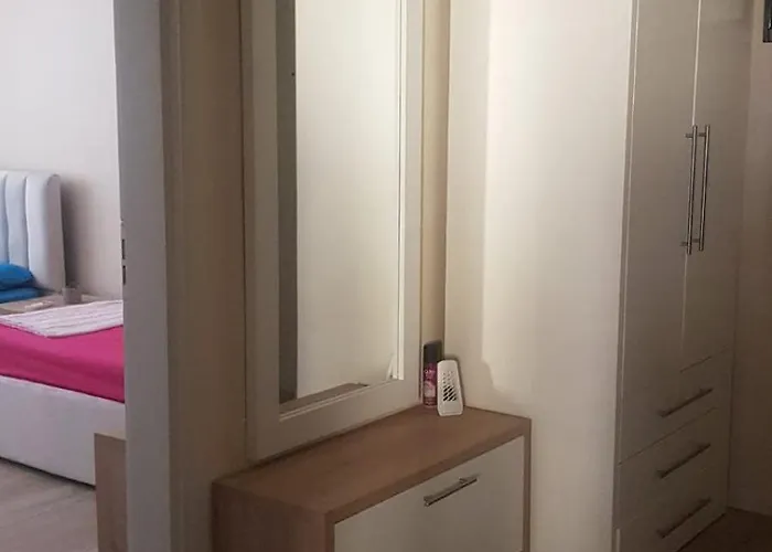 Chic Escape Near Blloku * 地拉那