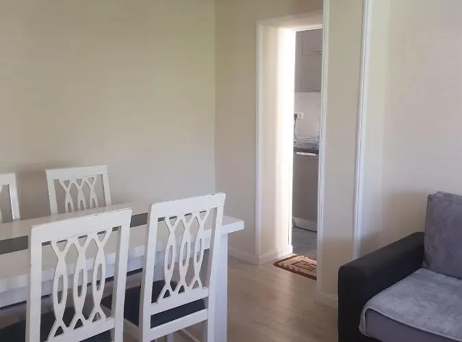 Apartment Chic Escape Near Blloku