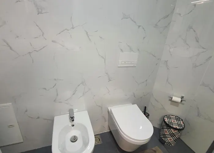 Apartment Chic Escape Near Blloku Tirana