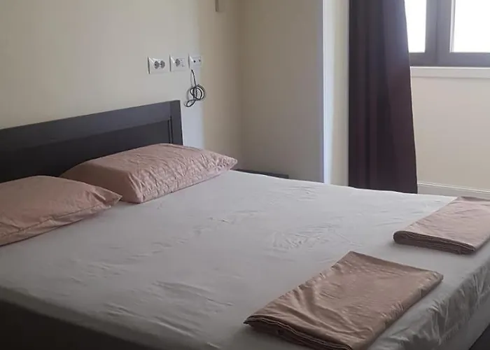 Apartment Chic Escape Near Blloku